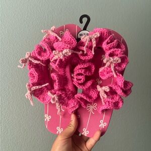 “The bow factory” Women's Pink Crochet Slippers